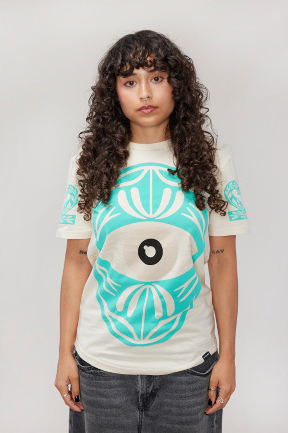 Idiom Curved Tee